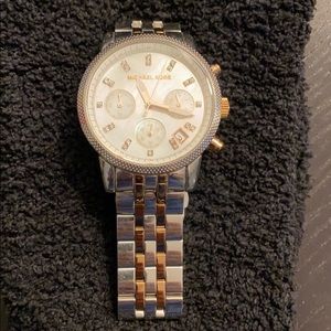 Michael Kors pearl face watch